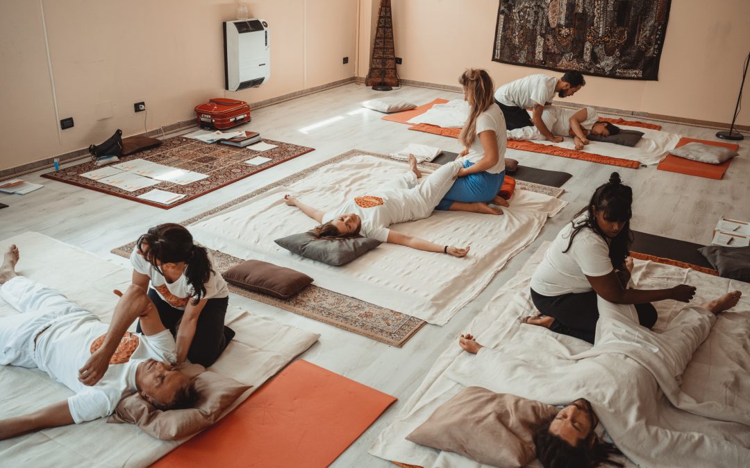 Traditional Thai Yoga Massage School: tutti i corsi 2021-2022